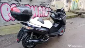 Convenabil Scuter Kymco Xciting 2012 