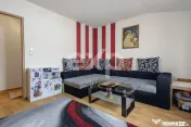 APARTAMENT 3 CAMERE SPATIOS -63 MP UTILI-ZONA DAMBOVITA 