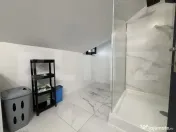 Apartament la casa, 2 camere, etajul 1, de inchiriat 