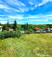 Teren intravilan 1.518 mp în Feleacu – Confort, natură 