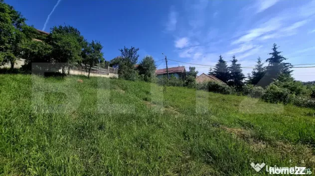 Teren intravilan, 1.518 mp în Feleacu – Confort, natură