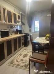 Apartament 2 camere, decomandat - zona Racadau 