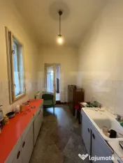 Casă individuală, teren generos 838 mp în Dâmbu Rotund 