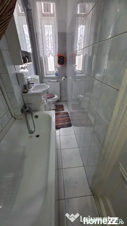 Apartament 5 camere Armeneasca - Bucuresti (Bucuresti-Ilfov)