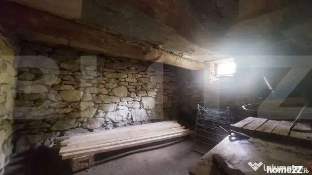 Investiție inteligentă! Proprietate la DN11, cu 1.760 mp t - Santionlunca (Covasna)