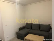Garsoniera spatioasa, luminoasa la 2 minute de metrou