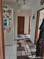 Apartament decomandat 2 camere etaj 3 zona Girocului 