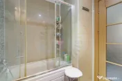 Apartament 3 camere -Cosmopolis Faza 1 cu parcare disponibil
