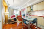 Apartament 3 camere -Cosmopolis Faza 1 cu parcare disponibil