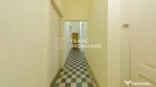 Apartament Central pe 3 niveluri construit de familia Neu... 