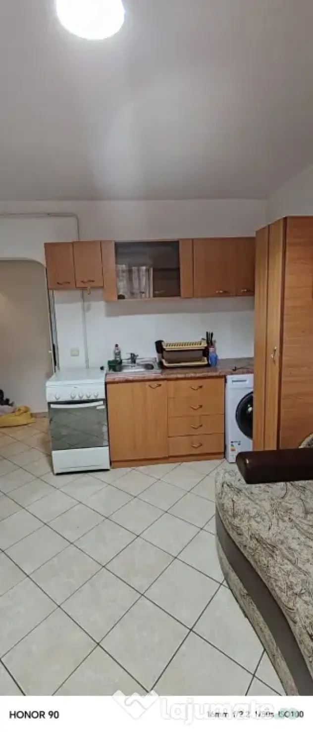 Închiriere garsonieră