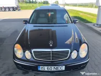Vând Mercedes E class automat