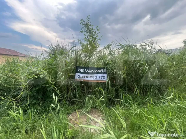 Teren intravilan de vânzare, 1400 mp – Valea Voievozilor,
