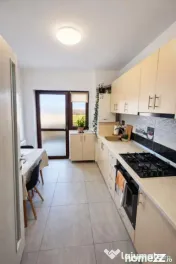 Apartament 2 camere semidecomandat în bloc nou - parcare in