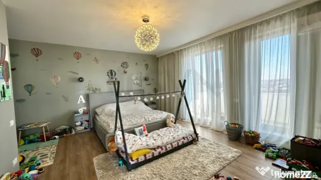 Penthouse exclusivist cu terasa 280 mp Tunari
