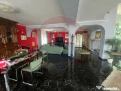 Casă / Vilă 7 camere Garoafa