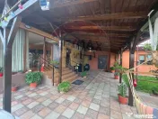 Casă / Vilă 7 camere Garoafa