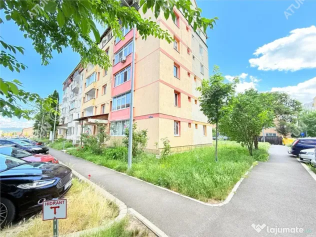 Apartament cu 3 camere etaj 1 cu balcon zona Mihai Viteazu/C