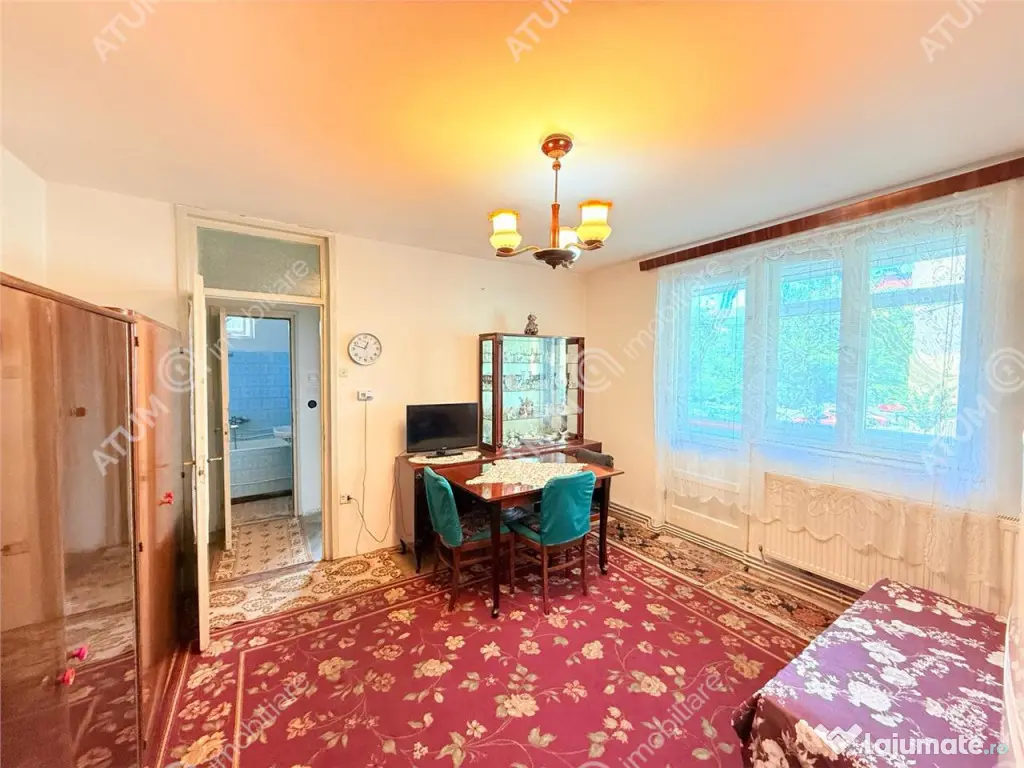 Apartament cu 3 camere etaj 1 cu balcon zona Mihai Viteazu/C