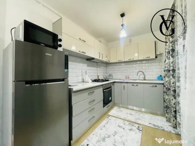 Apartament 2 camere modern-zona Compozitori-centrala proprie