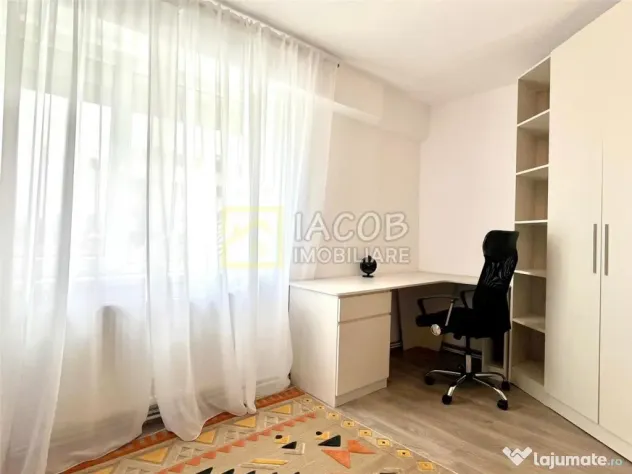 Primul chirias,apartament langa noul sediu al Primariei Baca