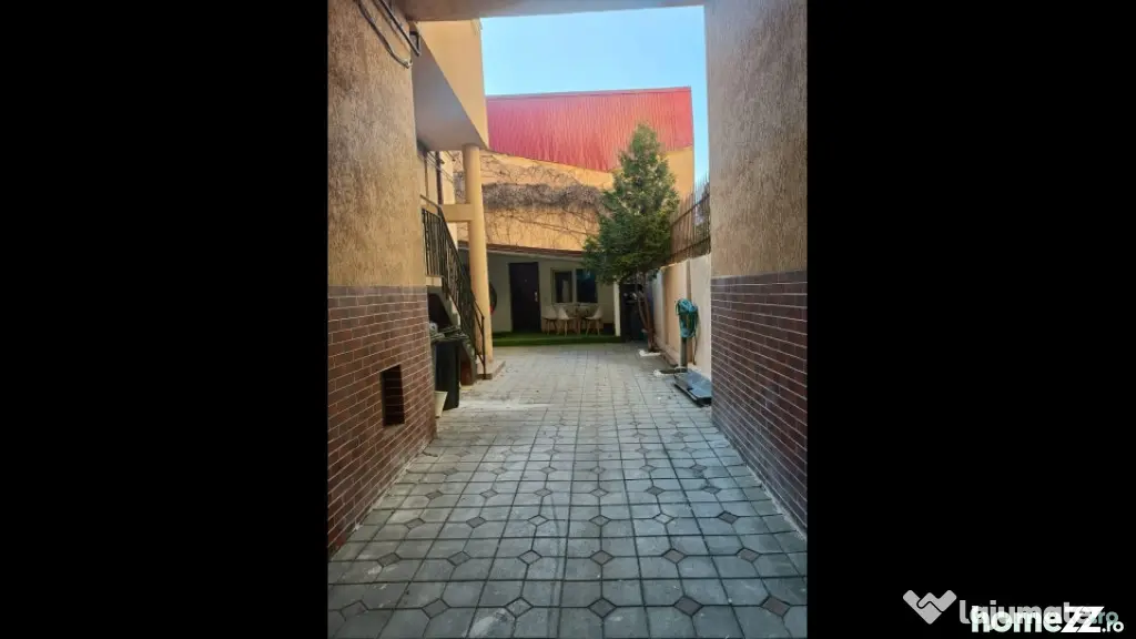 Decebal l IDEAL INVESTITIE l Vila 300 mp