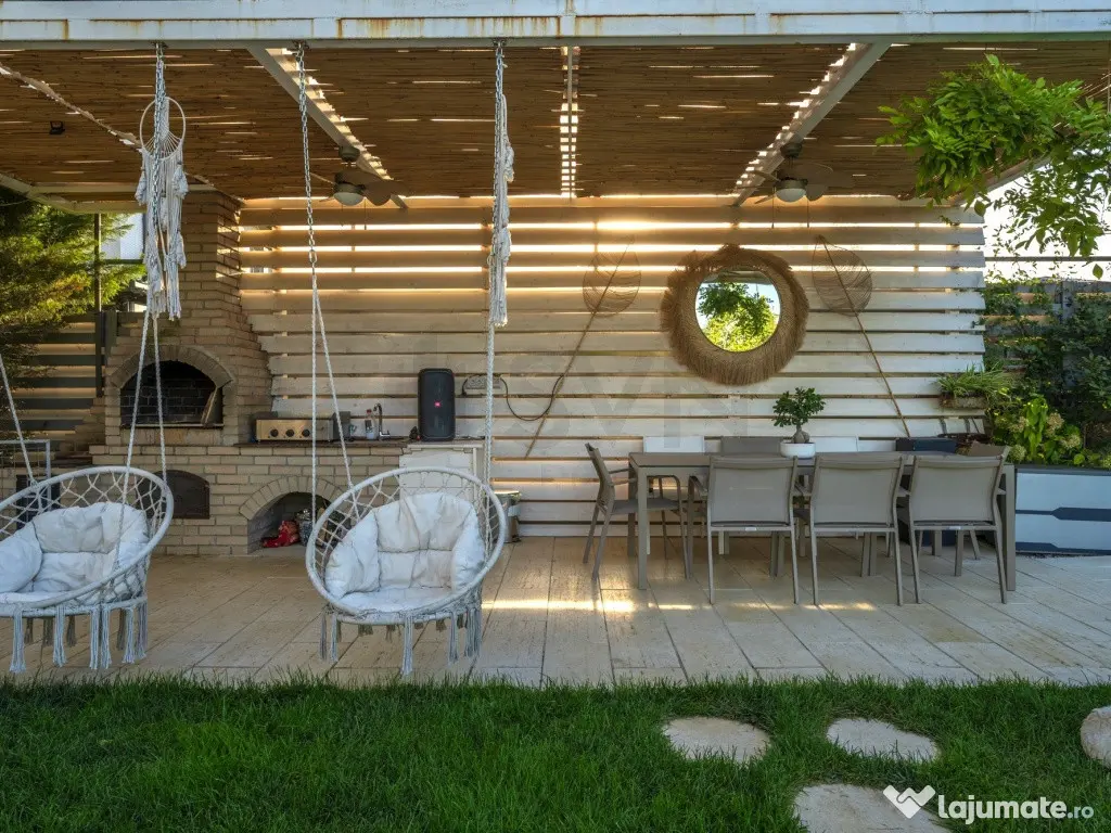 Vila superba cu piscina Otopeni drum privat