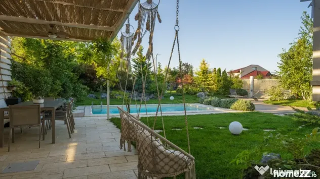 Vila superba cu piscina Otopeni drum privat