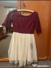 De vanzare rochie