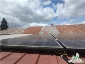 Teren generos 700 mp, include casa cu panouri fotovoltaice,