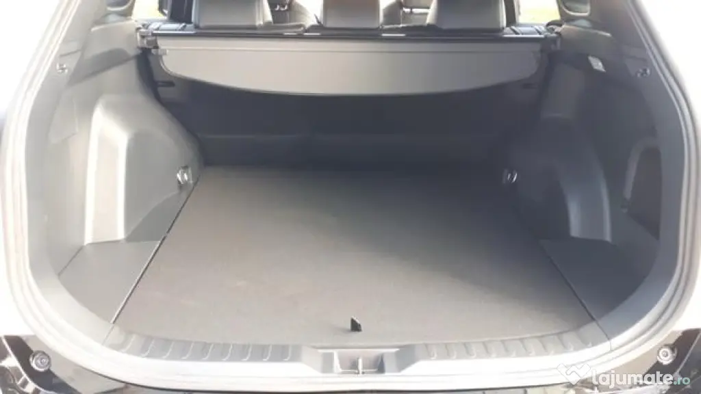Toyota RAV-4 Hybrid Exclusive Vand autoturism rulat
