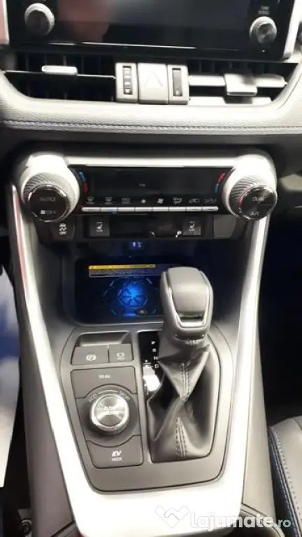 Toyota RAV-4 Hybrid Exclusive Vand autoturism rulat