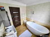 Duplex modern de vânzare | Mobilat și utilat | Curte propr 