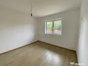 SANMIHAIUL ROMAN - CASA INDIVIDUALA 3 CAMERE - 2 BAI - 2 TER