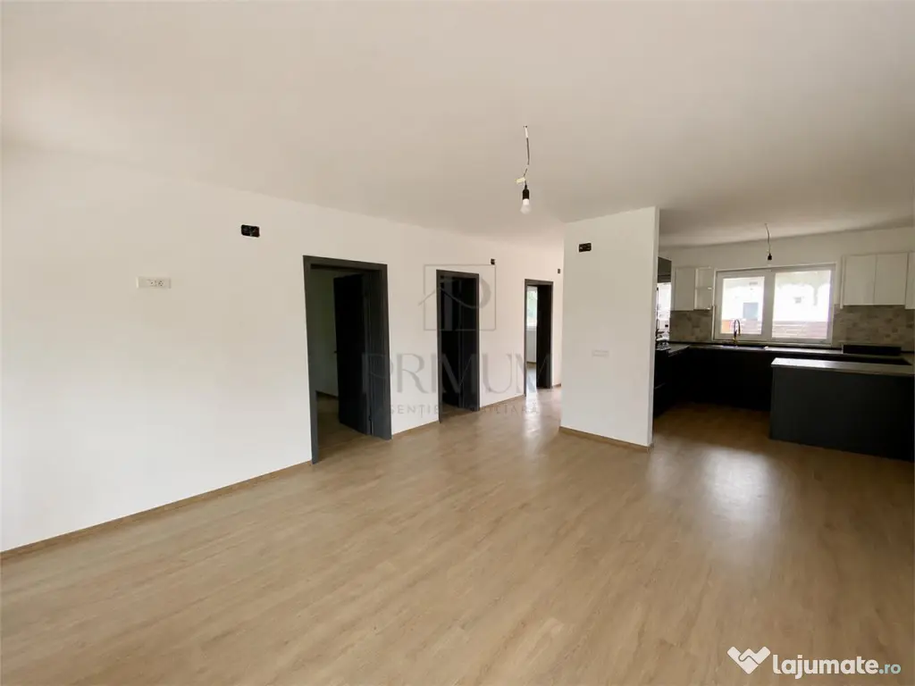 SANMIHAIUL ROMAN - CASA INDIVIDUALA 3 CAMERE - 2 BAI - 2 TER