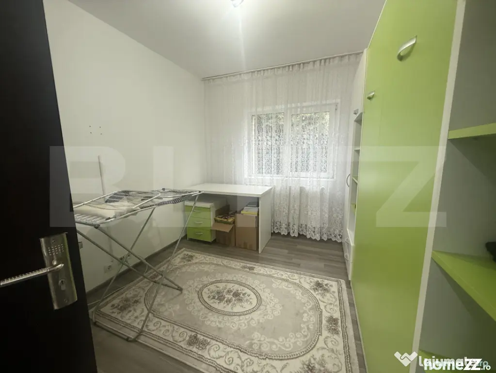 Apartament 3 camere, 70 mp, etaj 1- zona Micro 3