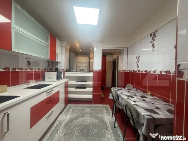 Apartament 3 camere, 70 mp, etaj 1- zona Micro 3