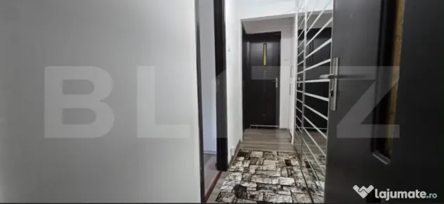 Apartament 3 camere, 70 mp, etaj 1- zona Micro 3