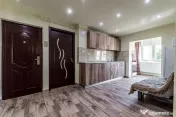 Ap 2 camere decomandat, renovat, 2 balcoane. Cartier Alfa...