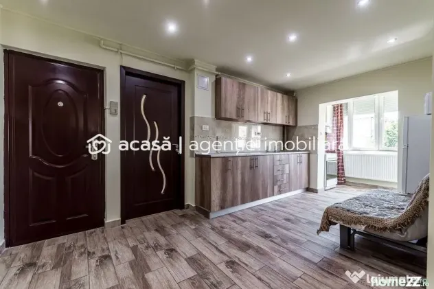 Ap 2 camere decomandat, renovat, 2 balcoane. Cartier Alfa...