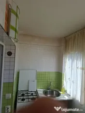 Apartament 2 camere, decomandat Craiovita Școala „Gheorgh 