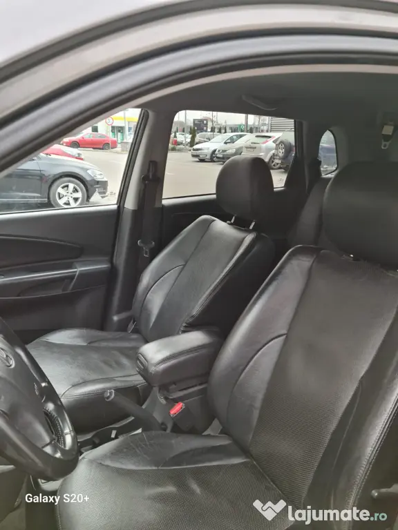 Vând auto Hyundai Tucson 2009