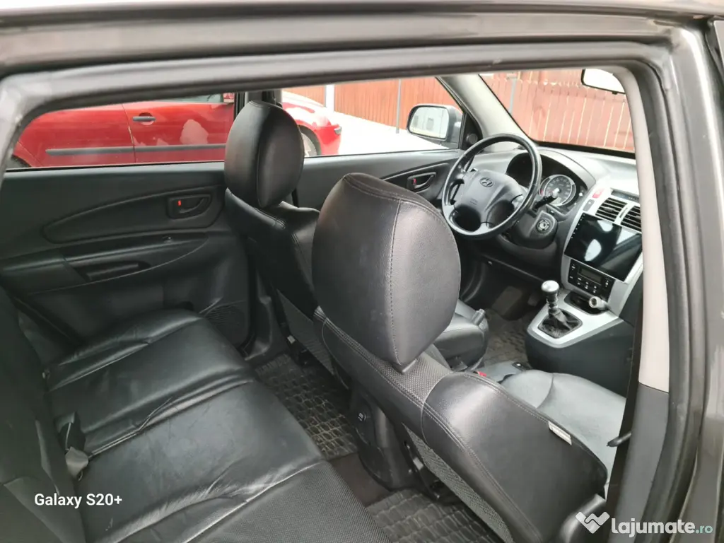 Vând auto Hyundai Tucson 2009