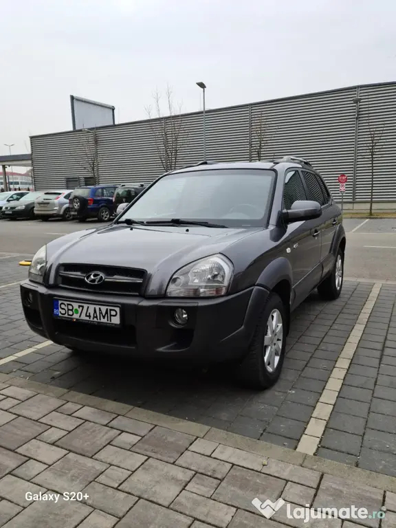 Vând auto Hyundai Tucson 2009