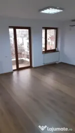 Inchiriez spatiu birou central
