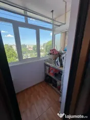 Apartament 3 camere, 70 mp + balcon, 2 băi, centrală nouă