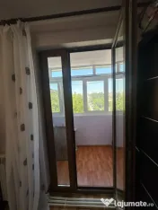 Apartament 3 camere, 70 mp + balcon, 2 băi, centrală nouă