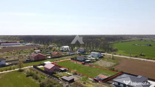 TEREN 2.500 MP, DESCHIDERE 30.66 ML, LÂNGĂ PĂDURE, POSIBI
