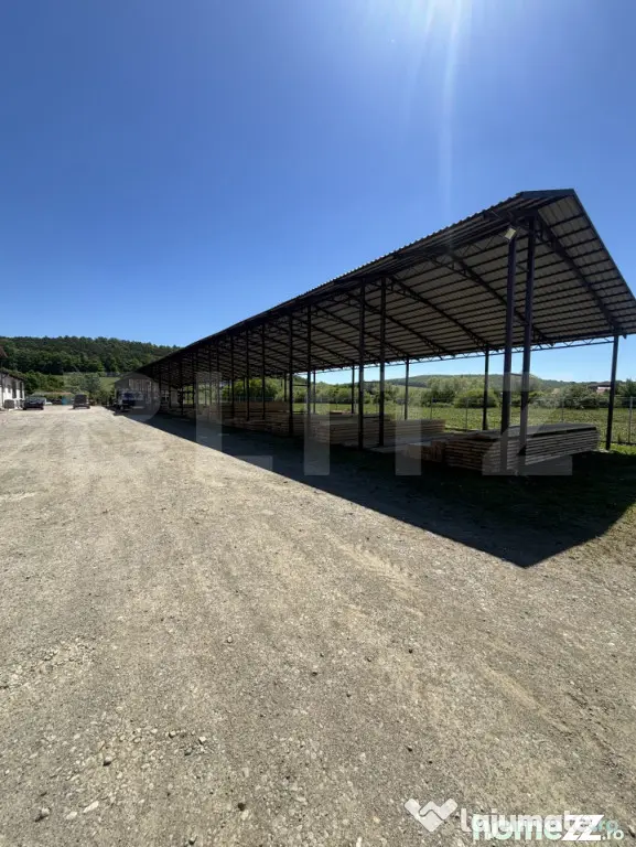 Spatiu industrial, in aproprierea nodului rutier A3 - Romanasi (Salaj)