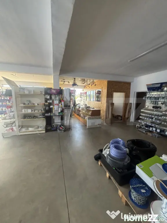 Spatiu industrial, in aproprierea nodului rutier A3 - Romanasi (Salaj)
